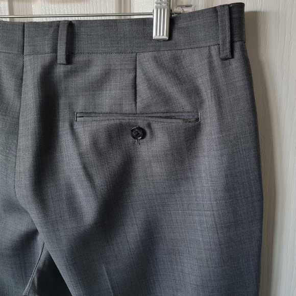 Express Photographer Fitted Suit Mens 42R Jacket 36W x 29.5L Flat Front Pants - Picture 15 of 16